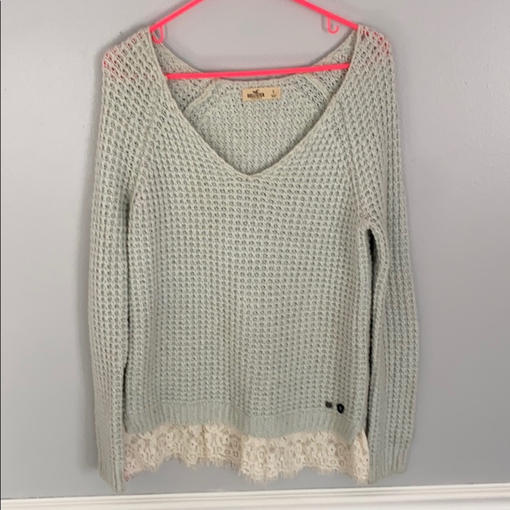 HOLLISTER Mint Green with Lace Trim Sweater